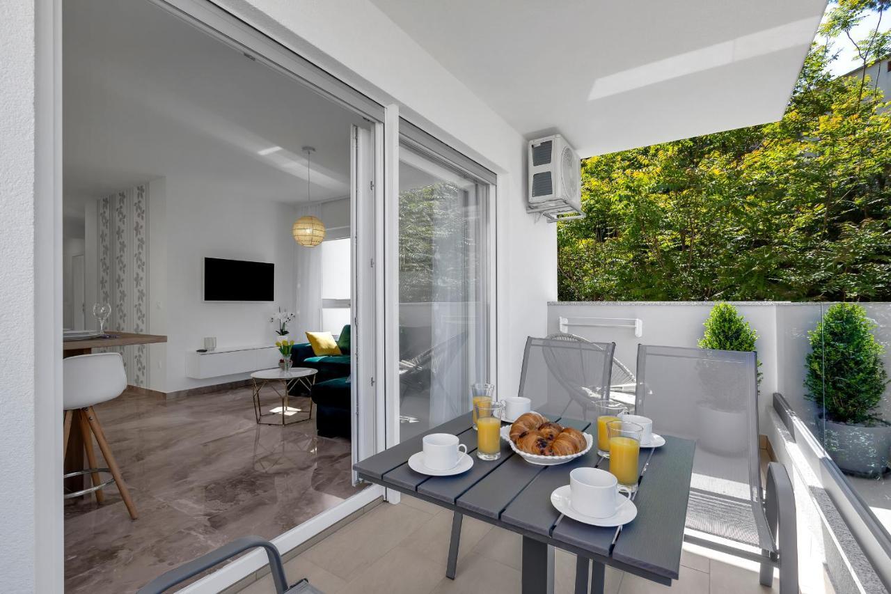 Apartment M&L Makarska Exteriör bild